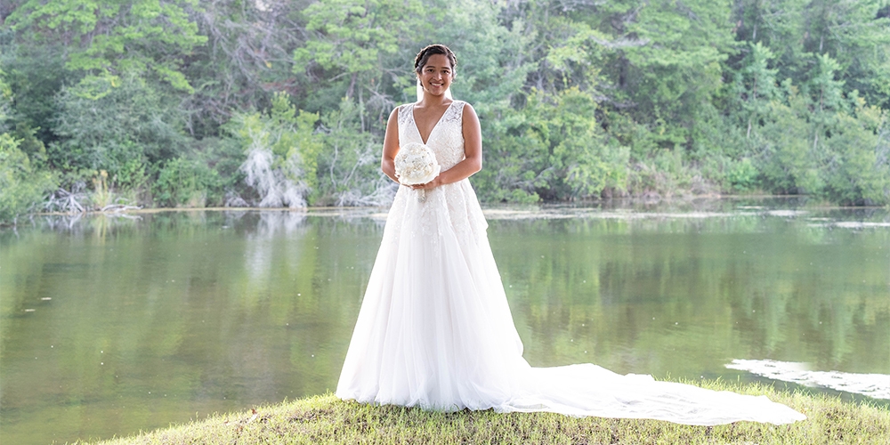 can't take eyes off Denelle's beautiful wedding dress