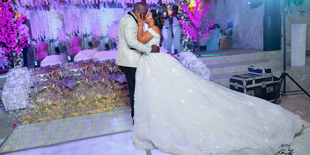 nothing better than that sweet first kiss moment as newlyweds