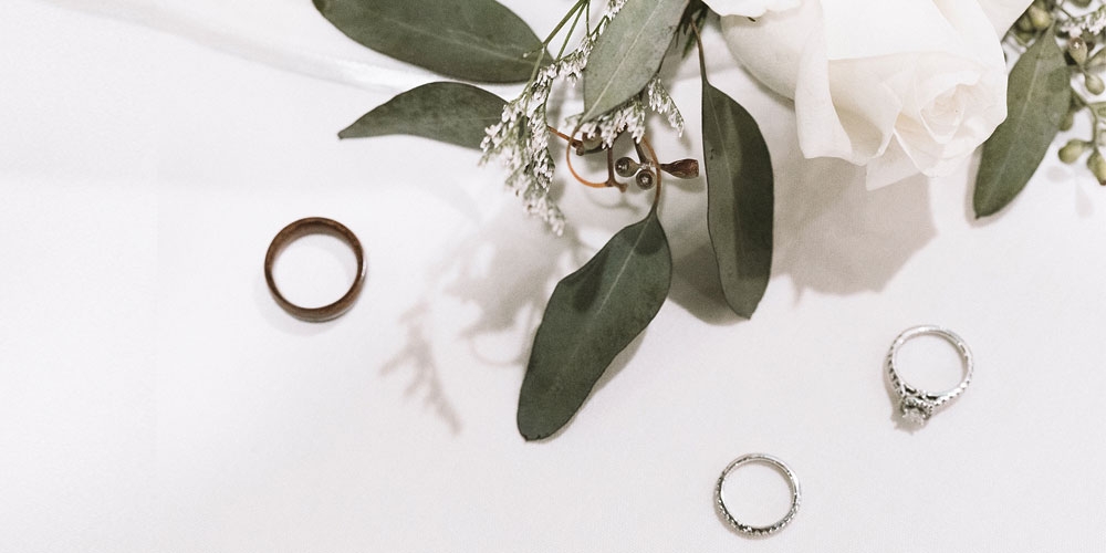 10 Things You Should Know When Looking for the Perfect Engagement Ring