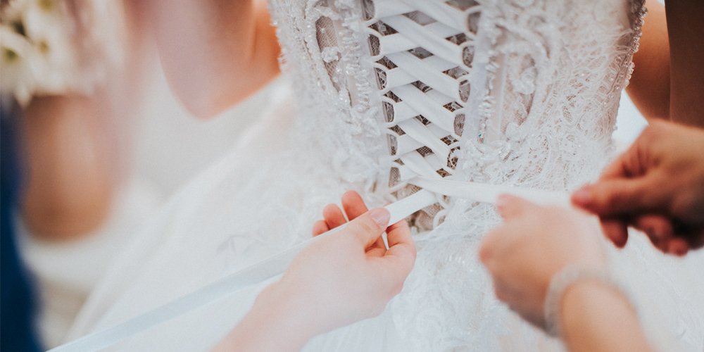 How to lace up your corset wedding dress?
