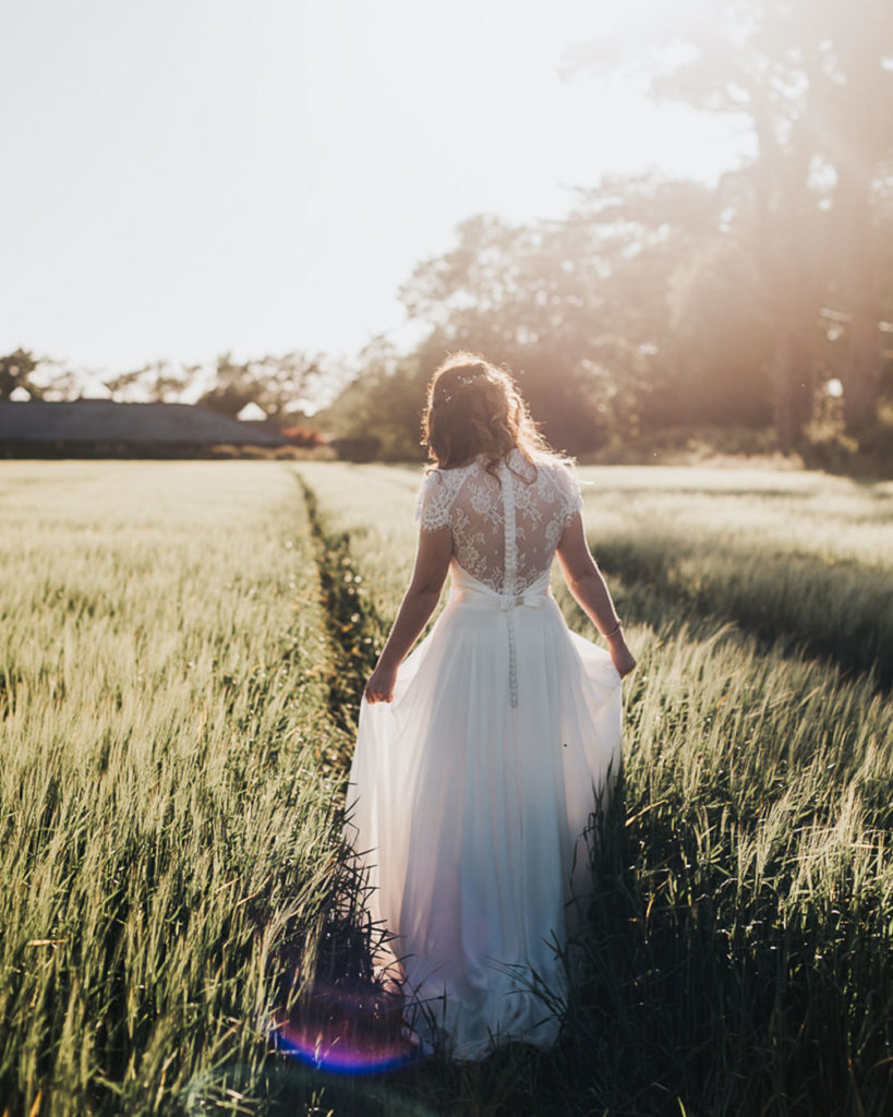 7 Modest Wedding Dress Ideas That You'll Absolutely Love