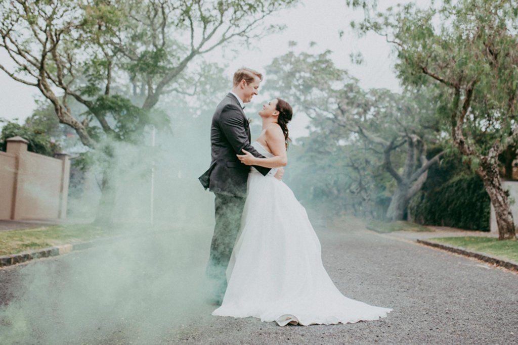 5 Tips for Using Smoke Bombs on Your Wedding Day
