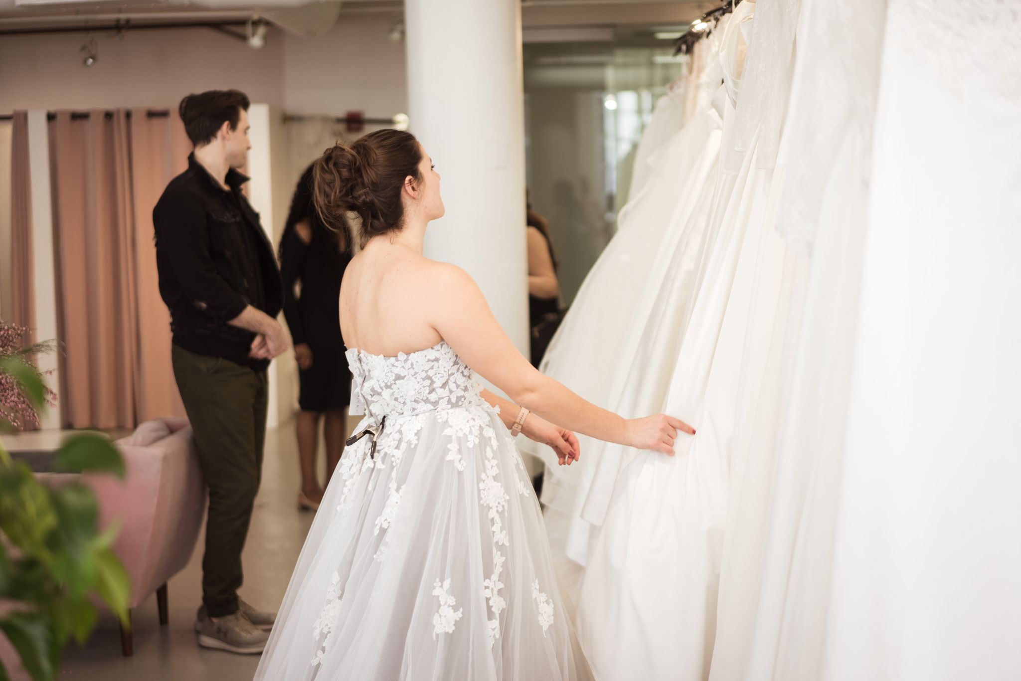 10 Things No One Tells You About Wedding Dress Shopping