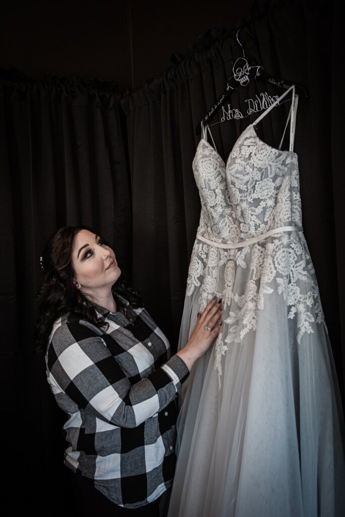 robe de mariée en dentelle A-Line personnalisée 